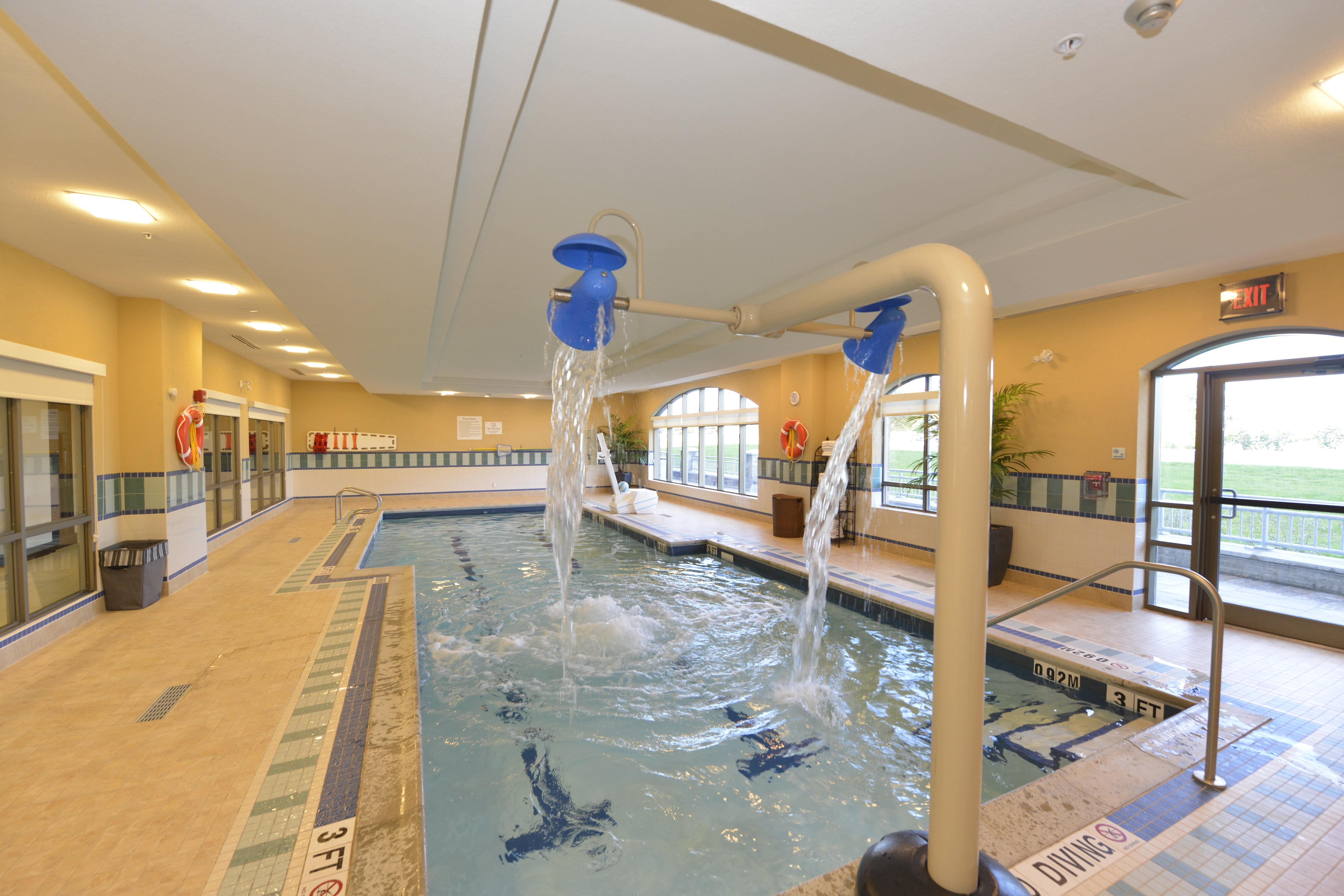 Holiday Inn Express Hotel & Suites Waterloo - St. Jacobs Area By Ihg Eksteriør billede