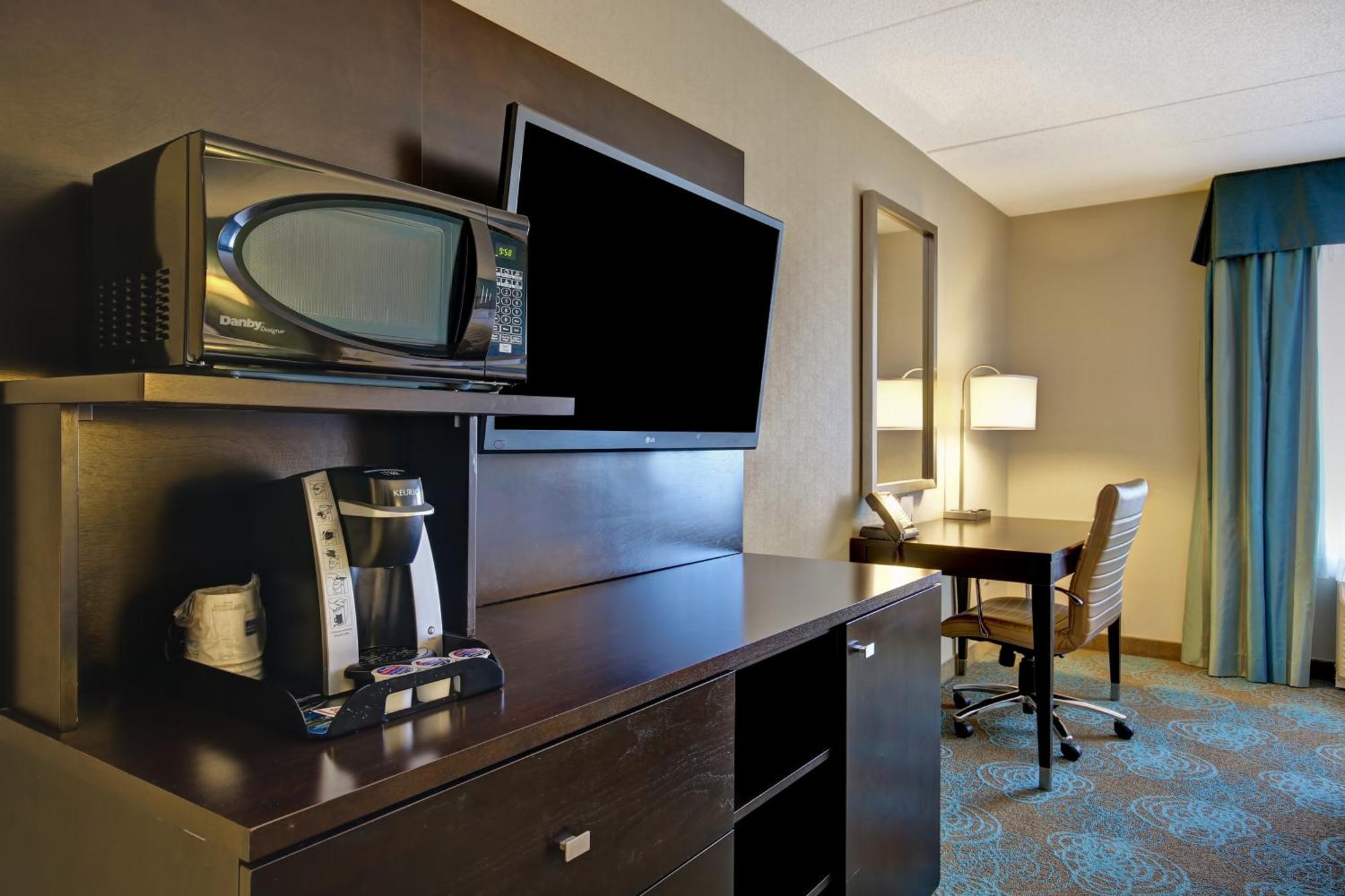 Holiday Inn Express Hotel & Suites Waterloo - St. Jacobs Area By Ihg Eksteriør billede